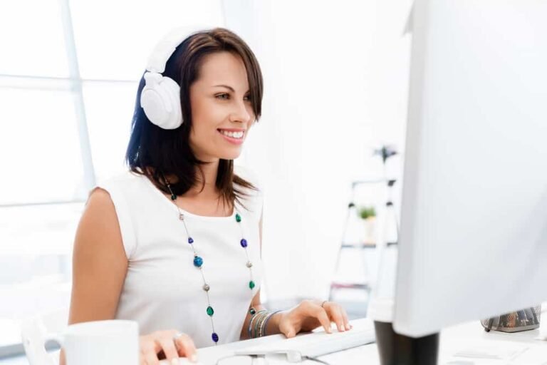 Hay un nexo entre el software call center y tu éxito empresarial Shutterstock 271585631 768x512