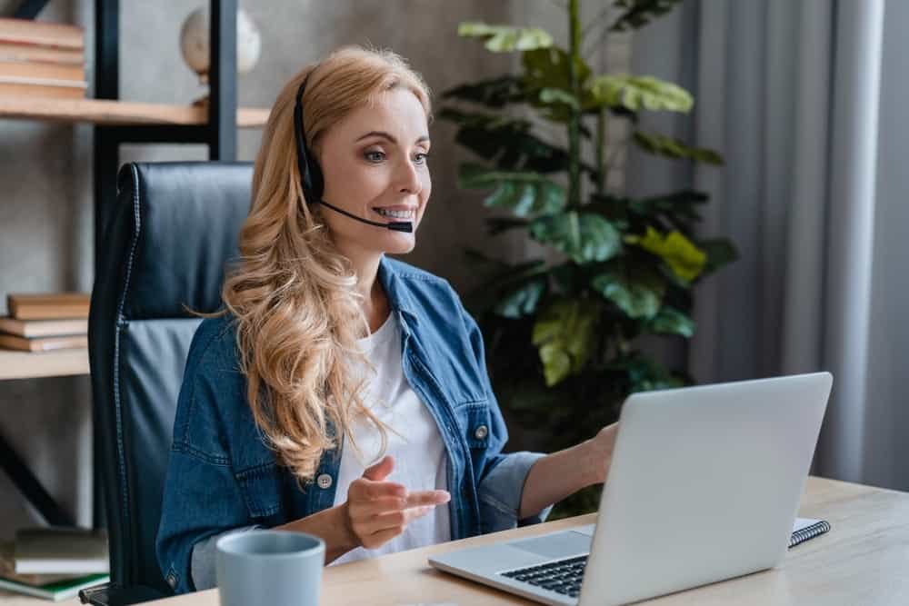 5 funcionalidades clave de tu software de call center softwares para call center