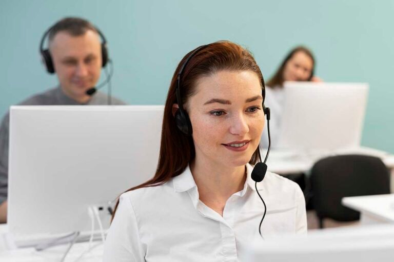 La importancia de integrar WhatsApp en un software de Call Center call center whatsapp